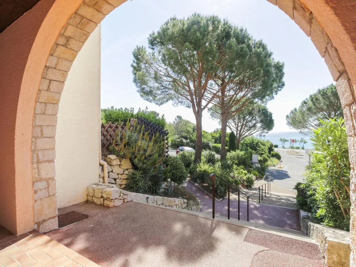 Apartment Le Domaine De La Gaillarde-5 By Interhome Les Issambres 0*,